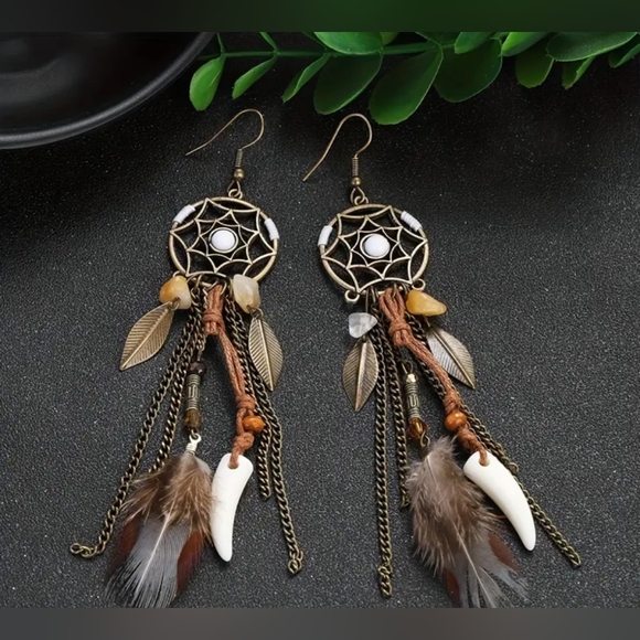 2 For 25$New! Earthy Feather Dangle Earrings with Bronze Accents NWT! - Picture 4 of 4